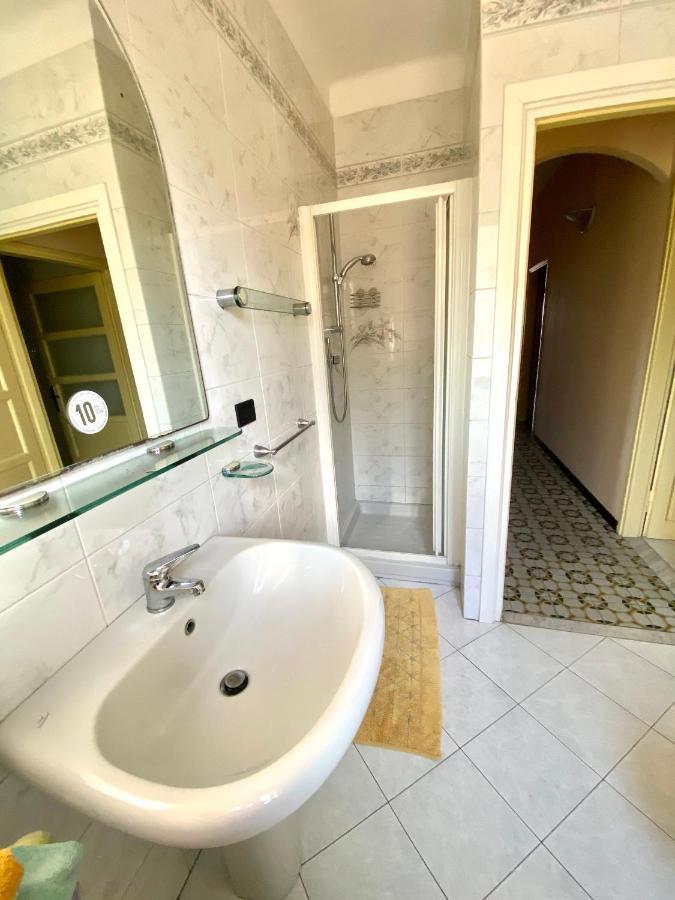 Borgo Prino Lägenhet Imperia Exteriör bild